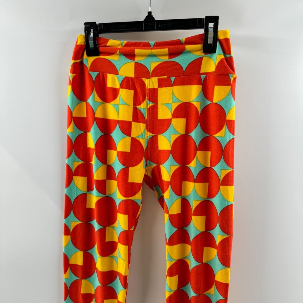 LuLaRoe One Size (OS) Leggings – Buttery Soft Stretchy Printed Leggings - Picture 3 of 5